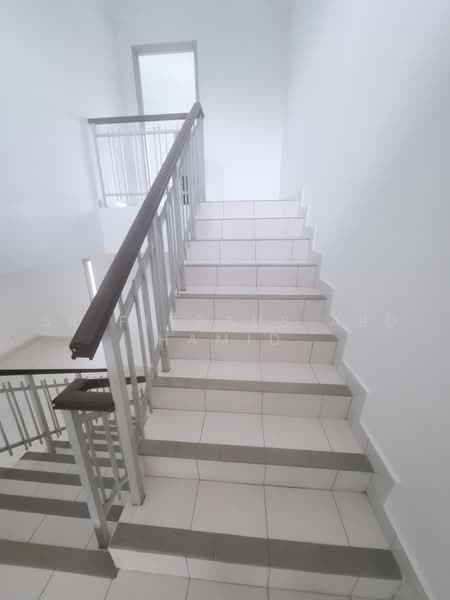 Rumah Teres 2.5-Tingkat untuk Dijual di Taman Puncak Saujana (Kajang) - Sr Firdaus Abd Hamid - Interior - PropertyGuru.com.my
