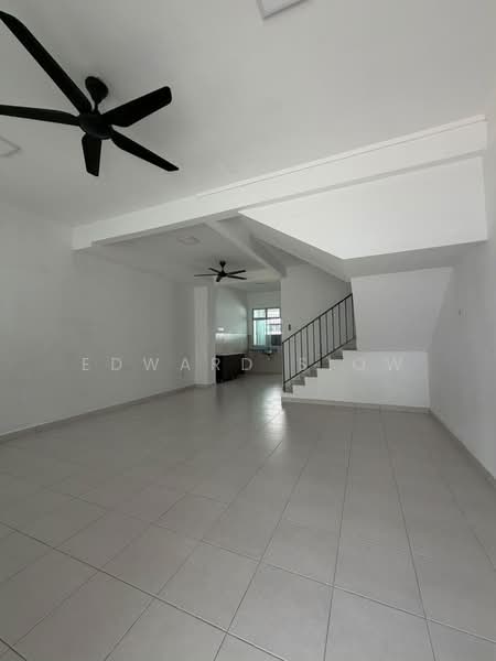 2.5-storey Terraced House for Rent in Taman Pulai Mutiara (Iskandar Puteri (Nusajaya)) - Edward Siow - Living Room - PropertyGuru.com.my