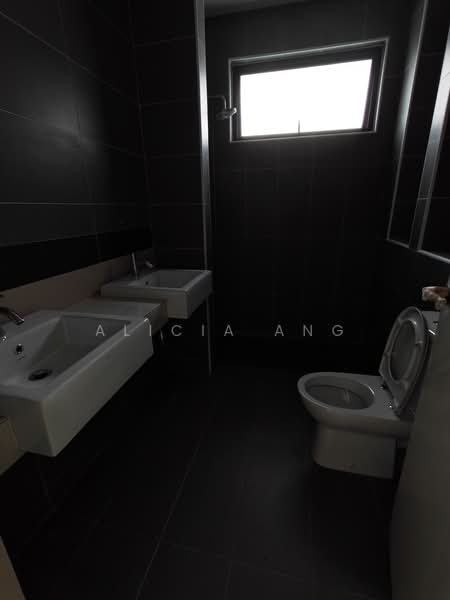 Semi-Detached House for Sale in Telok Panglima Garang (Selangor) - Alicia Ang - PropertyGuru.com.my