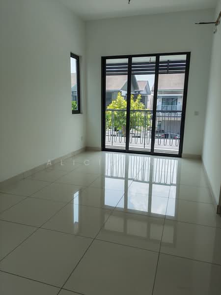 Semi-Detached House for Sale in Telok Panglima Garang (Selangor) - Alicia Ang - PropertyGuru.com.my