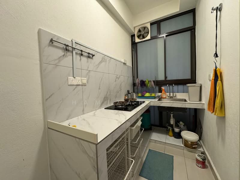 Condominium for Rent at Lake Point Residence - Hamizah . - Kitchen - PropertyGuru.com.my