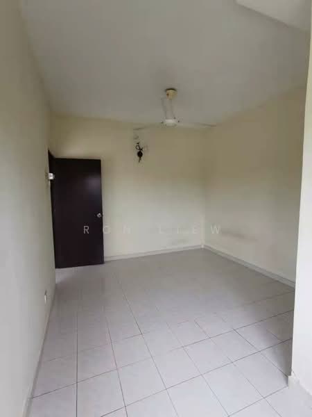 Pangsapuri untuk Dijual di Pangsapuri Merak - Ron Liew - Interior - PropertyGuru.com.my