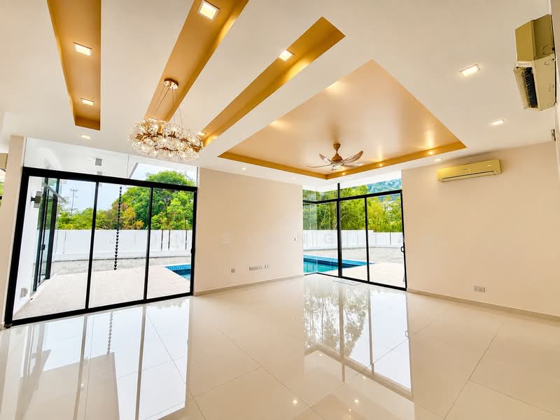 Bungalow House untuk Dijual di Bandar Sungai Long (Selangor) - Jiin Siong Tan - Living Room - PropertyGuru.com.my