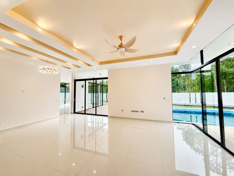 Bungalow House untuk Dijual di Bandar Sungai Long (Selangor) - Jiin Siong Tan - Living Room - PropertyGuru.com.my