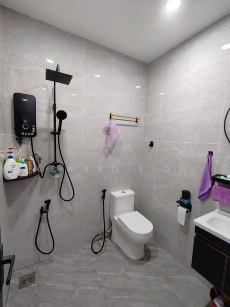2-storey Terraced House for Sale in Taman Setia Indah (Tebrau) - Edward Siow - Bathroom - PropertyGuru.com.my