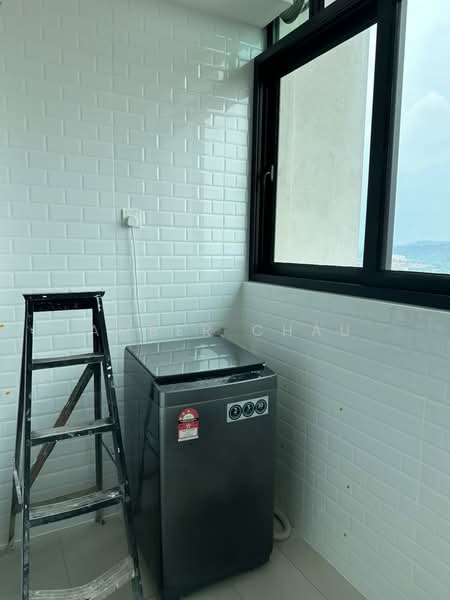Kondominium untuk Disewa di Sky Condominium (Skyz Residence) - Amber Chau - Balcony - PropertyGuru.com.my