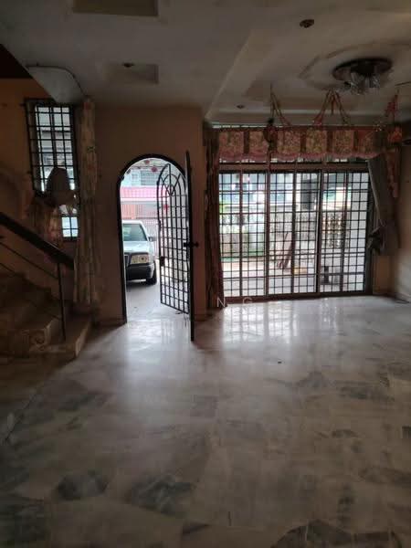 Rumah Teres 2-Tingkat untuk Dijual di Skudai (Johor) - TY Ng - Entrance - PropertyGuru.com.my