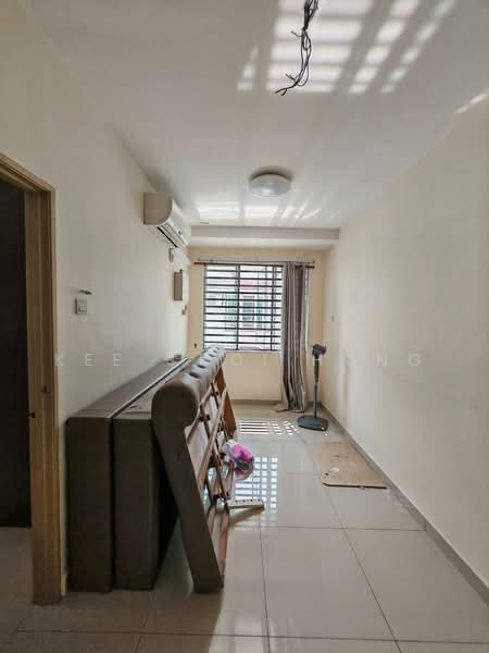 Rumah Berkembar untuk Dijual di Seri Manjung (Perak) - Kee Choi Hong - Living Room - PropertyGuru.com.my