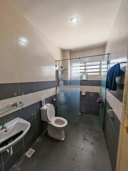 Rumah Berkembar untuk Dijual di Seri Manjung (Perak) - Kee Choi Hong - Bathroom - PropertyGuru.com.my