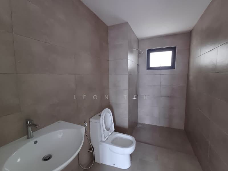 Service Residence for Sale at Savio @ Riana Dutamas - Leon Teh - Bathroom - PropertyGuru.com.my