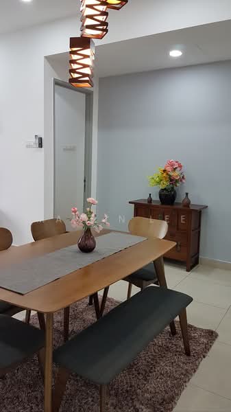 Kediaman Servis untuk Dijual di KL Gateway Premium Residences - Martin Lee - Dining Room - PropertyGuru.com.my
