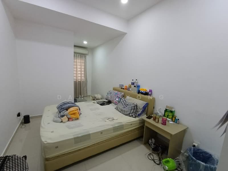 2-storey Terraced House for Sale in Taman Sierra Perdana (Masai) - Daniel Yong - Bedroom - PropertyGuru.com.my