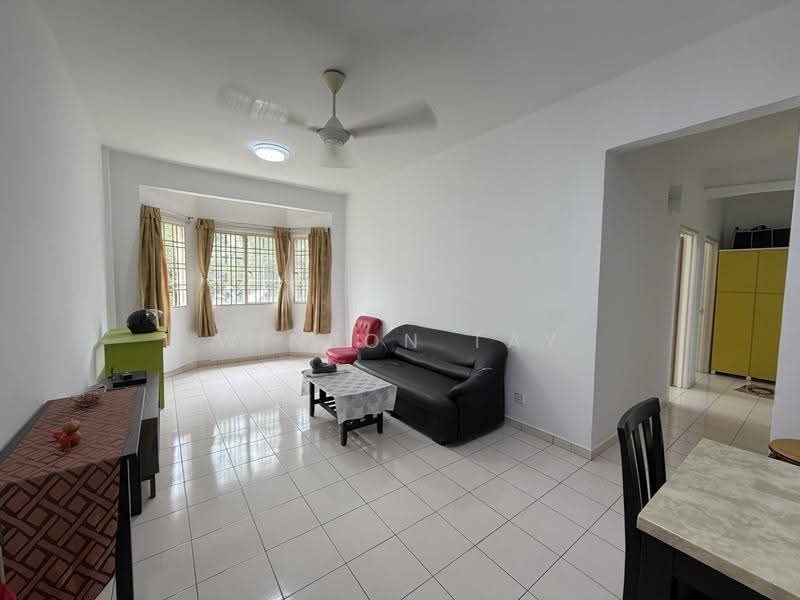 Pangsapuri untuk Disewa di Mewah Court - Winson Tay - Living Room - PropertyGuru.com.my