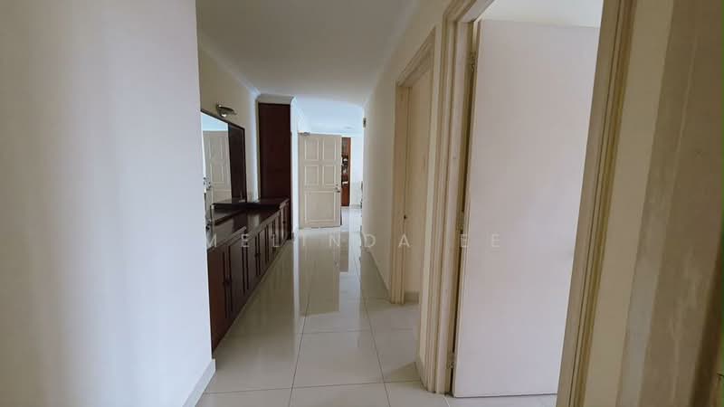 Kondominium untuk Dijual di The Straits View Condominium - Melinda Ee - Corridor - PropertyGuru.com.my