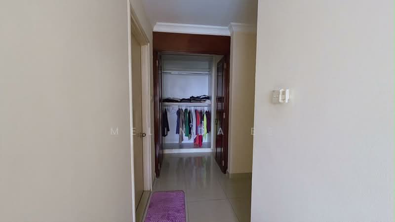 Kondominium untuk Dijual di The Straits View Condominium - Melinda Ee - Corridor - PropertyGuru.com.my