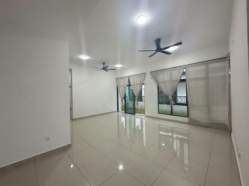 Cluster House for Rent in Iskandar Puteri (Nusajaya) (Johor) - Stella Ng - Living Room - PropertyGuru.com.my
