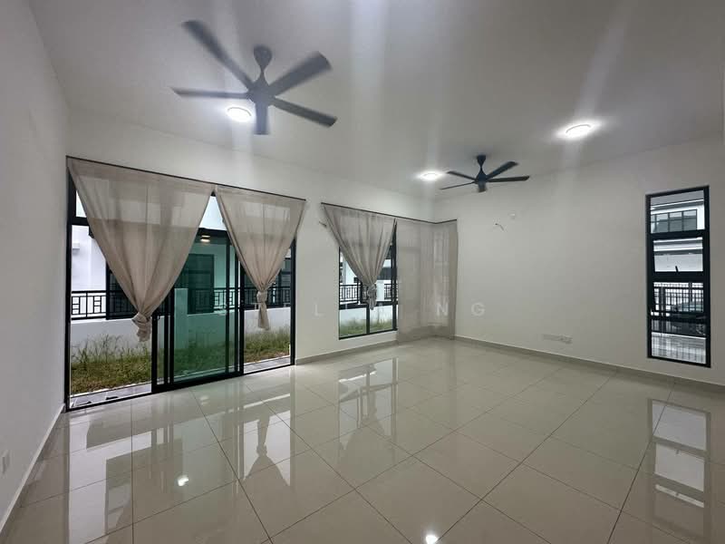 Cluster House for Rent in Iskandar Puteri (Nusajaya) (Johor) - Stella Ng - Living Room - PropertyGuru.com.my
