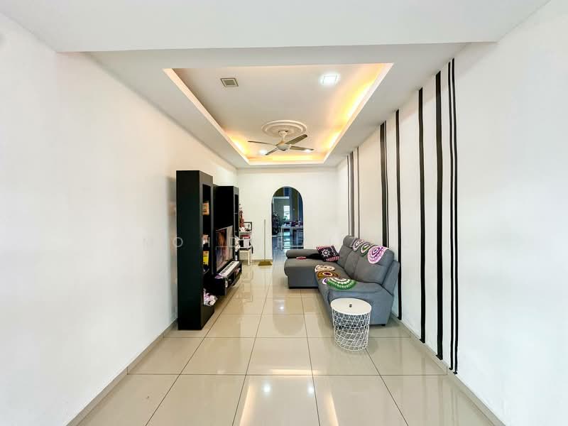 Rumah Teres 1-Tingkat untuk Dijual di Hulu Semenyih (Selangor) - Mohd Faizal - Living Room - PropertyGuru.com.my