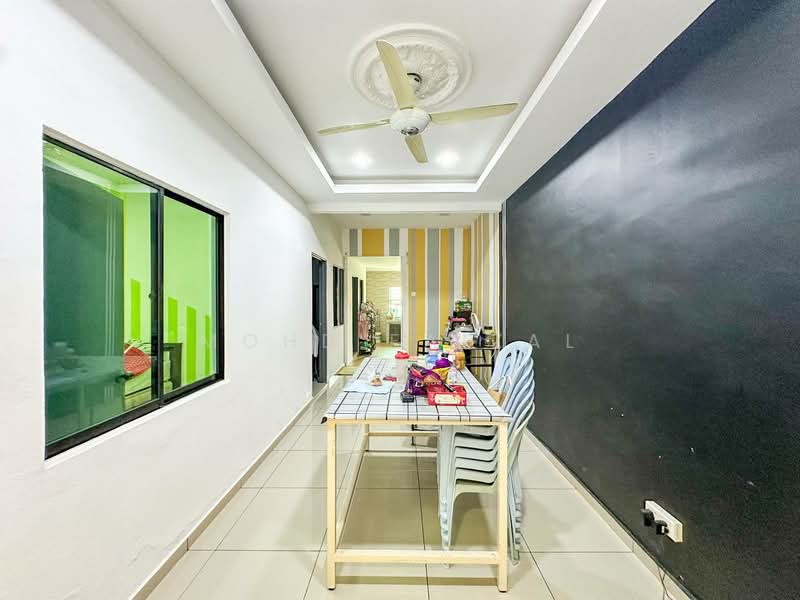 Rumah Teres 1-Tingkat untuk Dijual di Hulu Semenyih (Selangor) - Mohd Faizal - Dining Room - PropertyGuru.com.my