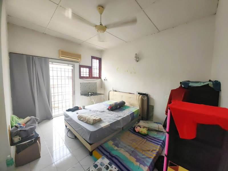 Terraced House for Sale in Taman Mas Jaya (Ipoh) - Vivian Foong - Bedroom - PropertyGuru.com.my