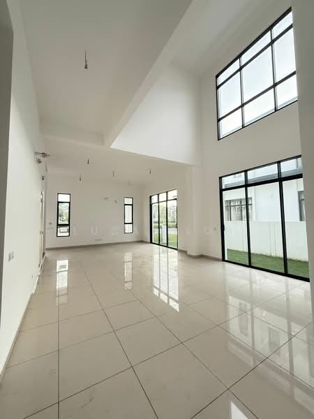 Bungalow House untuk Dijual di Eco Grandeur (Puncak Alam) - Lucas Loh - Living Room - PropertyGuru.com.my