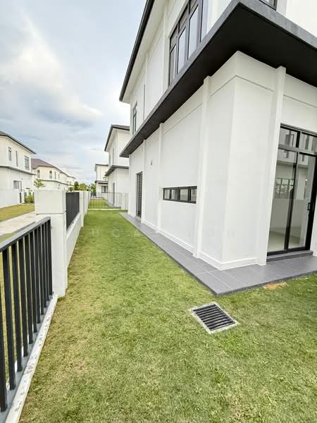 Bungalow House untuk Dijual di Eco Grandeur (Puncak Alam) - Lucas Loh - Exterior - PropertyGuru.com.my