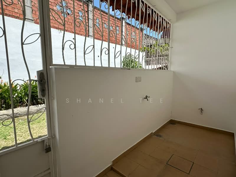 Bungalow House for Rent in Kluang (Johor) - Shanel Tee - Exterior - PropertyGuru.com.my