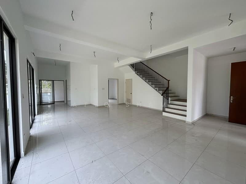 2-storey Terraced House for Sale in Bandar Gamuda Gardens (Rawang) - Afiq Sham - Living Room - PropertyGuru.com.my