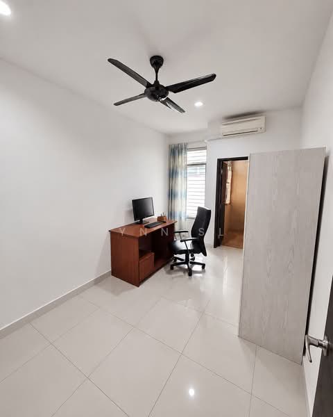 Rumah Teres 2-Tingkat untuk Dijual di Taman Nusa Idaman (Iskandar Puteri (Nusajaya)) - Lynn SL - Study - PropertyGuru.com.my