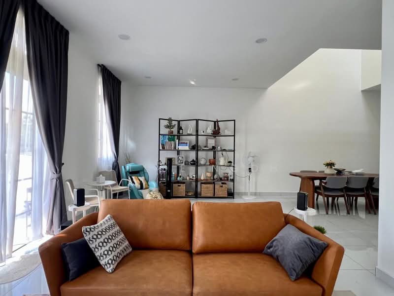 2.5-storey Terraced House for Sale in Iskandar Puteri (Nusajaya) (Johor) - Chloe Ngoh - Living Room - PropertyGuru.com.my