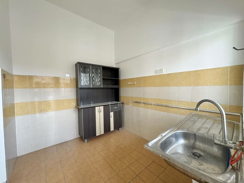 Apartment for Sale at Indah Cempaka - Azli Ibrahim - Kitchen - PropertyGuru.com.my