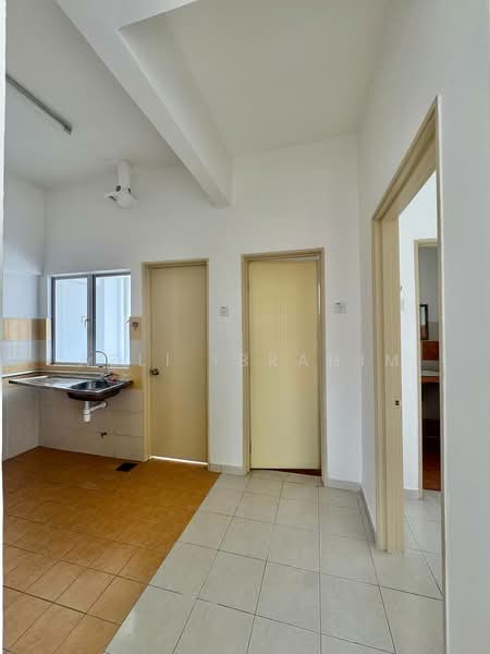 Apartment for Sale at Indah Cempaka - Azli Ibrahim - Kitchen - PropertyGuru.com.my