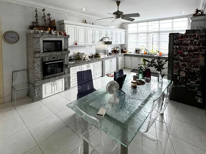 Bungalow House for Sale in Bukit Damansara (Damansara Heights) - Angela Lee - Kitchen - PropertyGuru.com.my