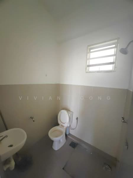 Pangsapuri untuk Dijual di D'Aman Residence - Vivian Foong - Bathroom - PropertyGuru.com.my