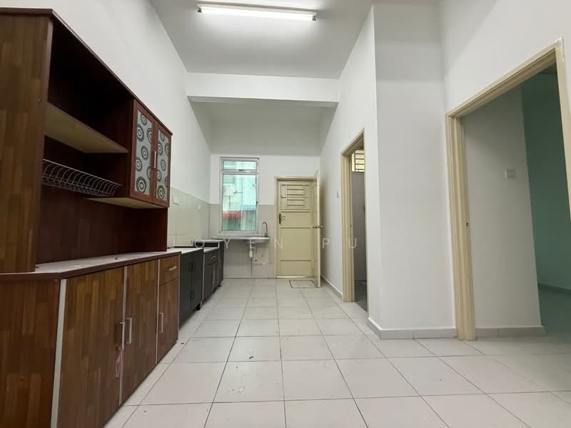 2-storey Terraced House for Sale in Bandar Seri Alam (Masai) - Joyen Pun - Kitchen - PropertyGuru.com.my