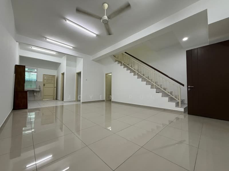2-storey Terraced House for Sale in Bandar Seri Alam (Masai) - Joyen Pun - Living Room - PropertyGuru.com.my
