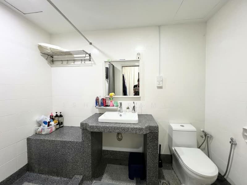Condominium for Sale at Sri Alam Condominium - Ishak Ramli - Bathroom - PropertyGuru.com.my