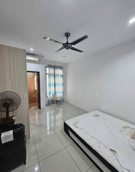 Rumah Teres 2-Tingkat untuk Dijual di Taman Nusa Idaman (Iskandar Puteri (Nusajaya)) - Daniel Yong - Bedroom - PropertyGuru.com.my