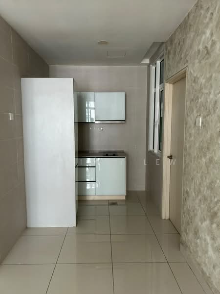 Pangsapuri untuk Dijual di Central Residence @ Sungai Besi - Holiday Lew - Kitchen - PropertyGuru.com.my