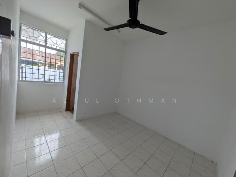1-storey Terraced House for Sale in Port Dickson (Negeri Sembilan) - Azrul Othman - Interior - PropertyGuru.com.my