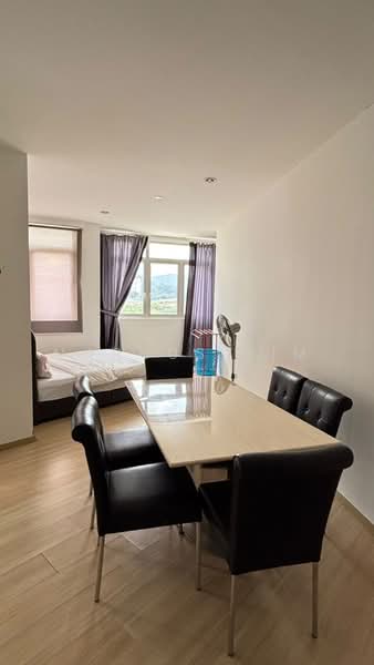 Service Residence for Sale at One One Eight (118 @ Island Plaza) - Marcus Sim - Bedroom - PropertyGuru.com.my
