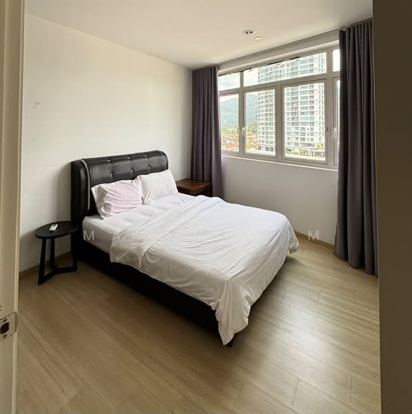Service Residence for Sale at One One Eight (118 @ Island Plaza) - Marcus Sim - Bedroom - PropertyGuru.com.my