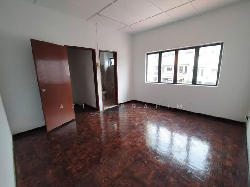 2-storey Terraced House for Sale in Seksyen 5 Wangsa Maju (Wangsa Maju) - Azli Ibrahim - Interior - PropertyGuru.com.my