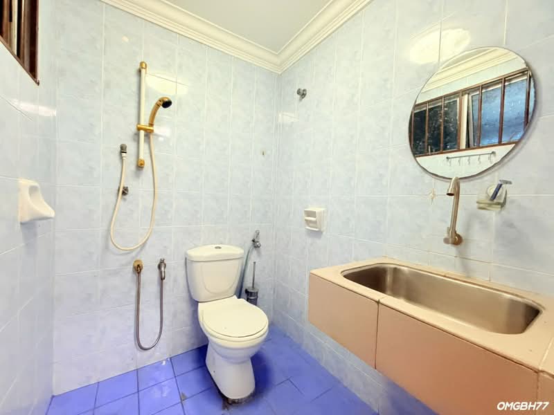 Rumah Teres 2-Tingkat untuk Dijual di Taman Teluk Pulai (Klang) - Daniel Kok - Bathroom - PropertyGuru.com.my