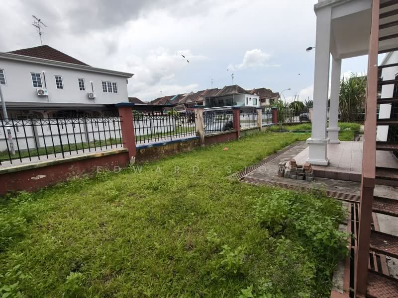 2-storey Terraced House for Rent in Taman Mutiara Rini (Skudai) - Edward Siow - Exterior - PropertyGuru.com.my