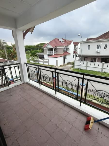 2-storey Terraced House for Rent in Taman Mutiara Rini (Skudai) - Edward Siow - Balcony - PropertyGuru.com.my