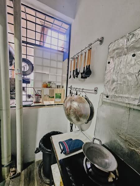 Apartment for Sale at Pangsapuri Sri Kemuning - Mohd Nazri Roslan - PropertyGuru.com.my