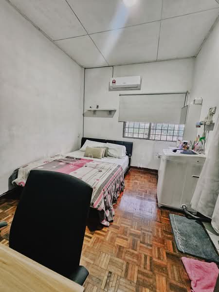 Apartment for Sale at Pangsapuri Sri Kemuning - Mohd Nazri Roslan - PropertyGuru.com.my