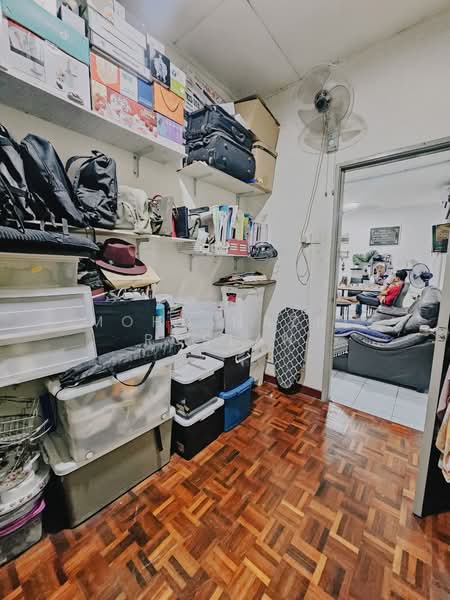 Apartment for Sale at Pangsapuri Sri Kemuning - Mohd Nazri Roslan - PropertyGuru.com.my