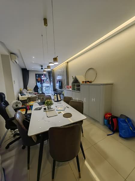 Service Residence for Sale at United Point (Residensi Berpadu) - Leon Teh - Living Room - PropertyGuru.com.my